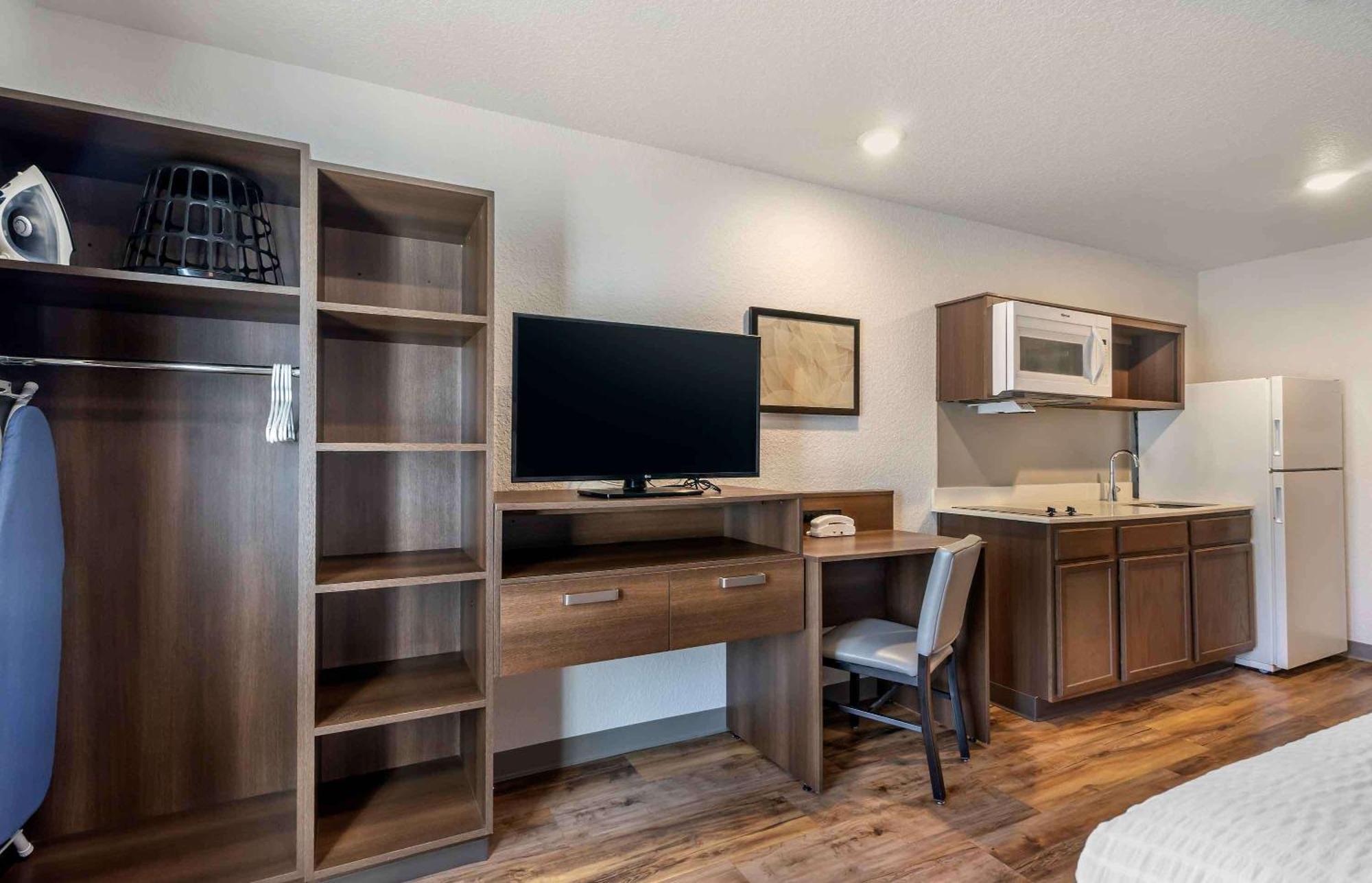 Extended Stay America Select Suites - Tampa - Brandon - East Heartland Luaran gambar
