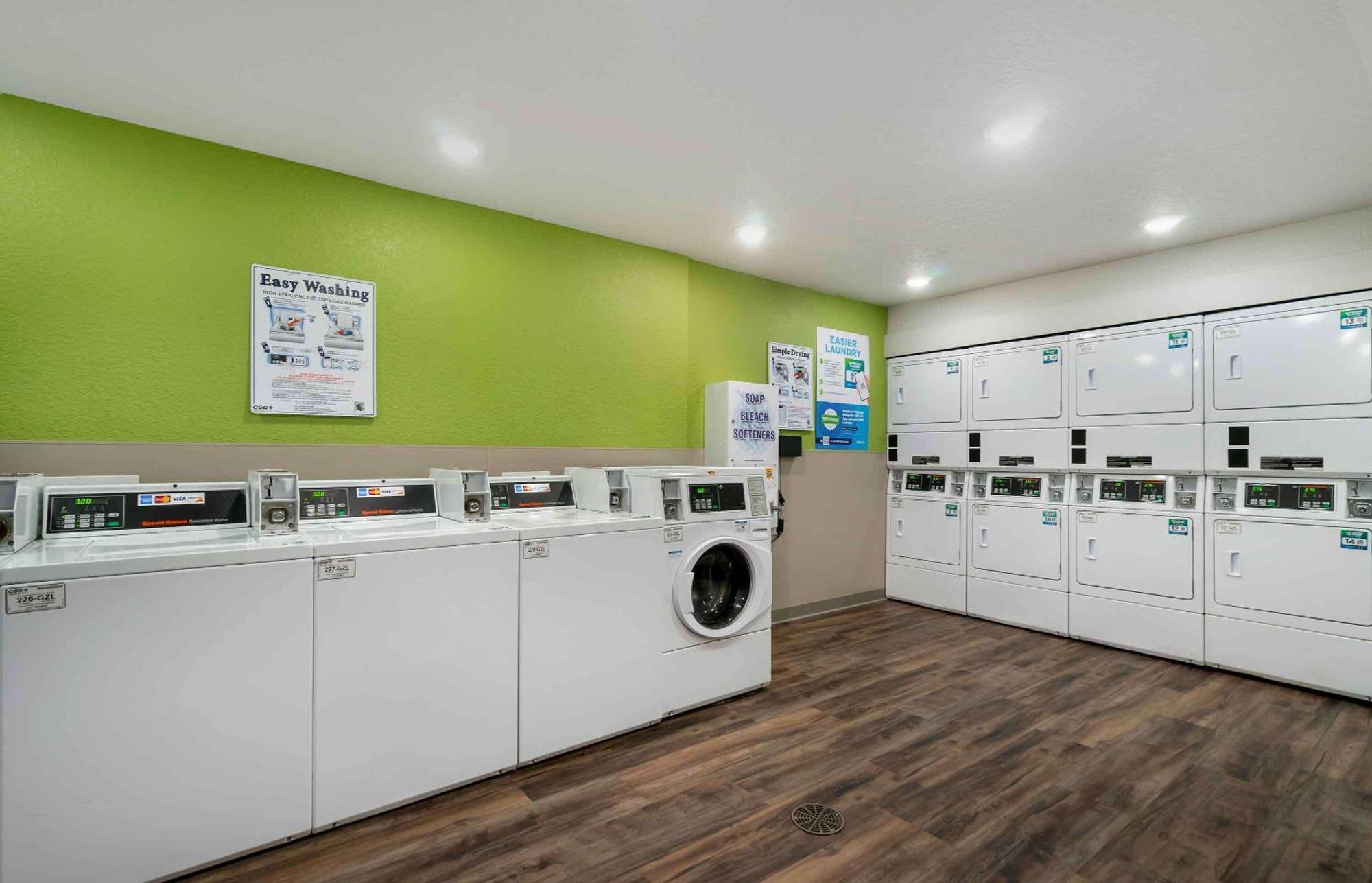 Extended Stay America Select Suites - Tampa - Brandon - East Heartland Luaran gambar