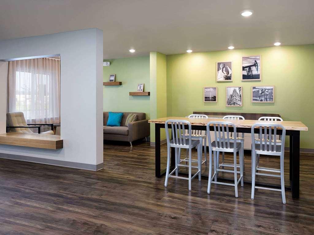 Extended Stay America Select Suites - Tampa - Brandon - East Heartland Dalaman gambar