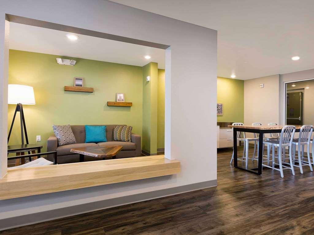 Extended Stay America Select Suites - Tampa - Brandon - East Heartland Dalaman gambar